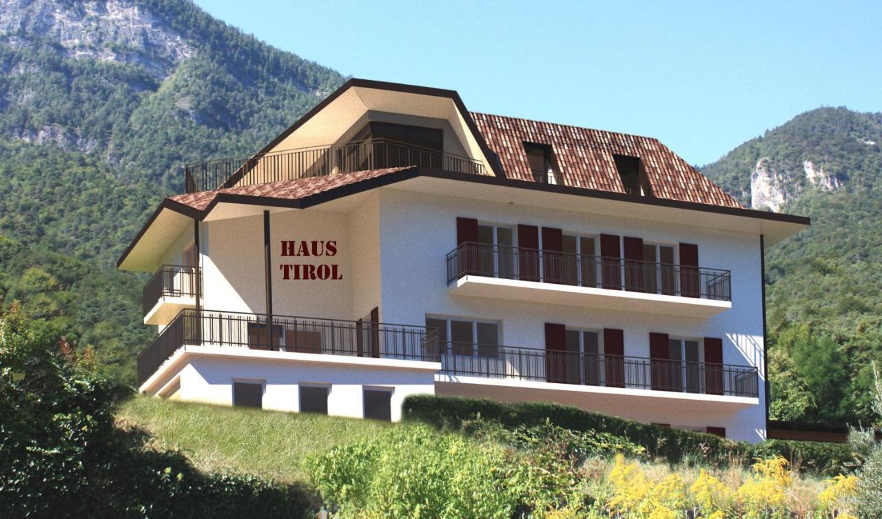 卡尔达罗Haus Tirol公寓 外观 照片